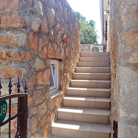 Appartement With Parking Space Seline, Paklenica - 25372 *